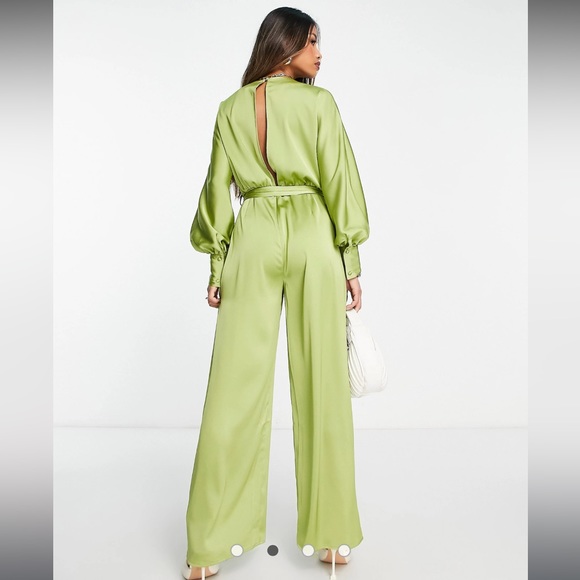 Lola May - Tie Waist Wide Leg Satin Jumpsuit in chartreuse green NWT - Picture 3 of 7